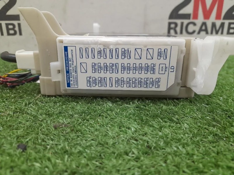 Centralina Scatola Fusibili 892210D110 Toyota Yaris IV 2014