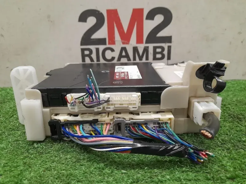 Centralina Scatola Fusibili 892210D870 Toyota Yaris IV 2017