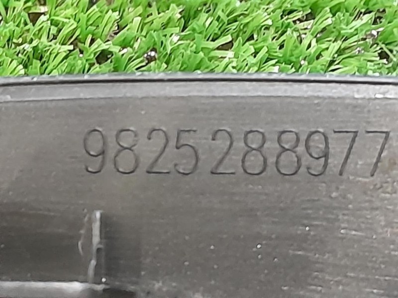 Modanatura Paracolpi Passaruota ANT SX 9825288977 Peugeot 5008 II 2017