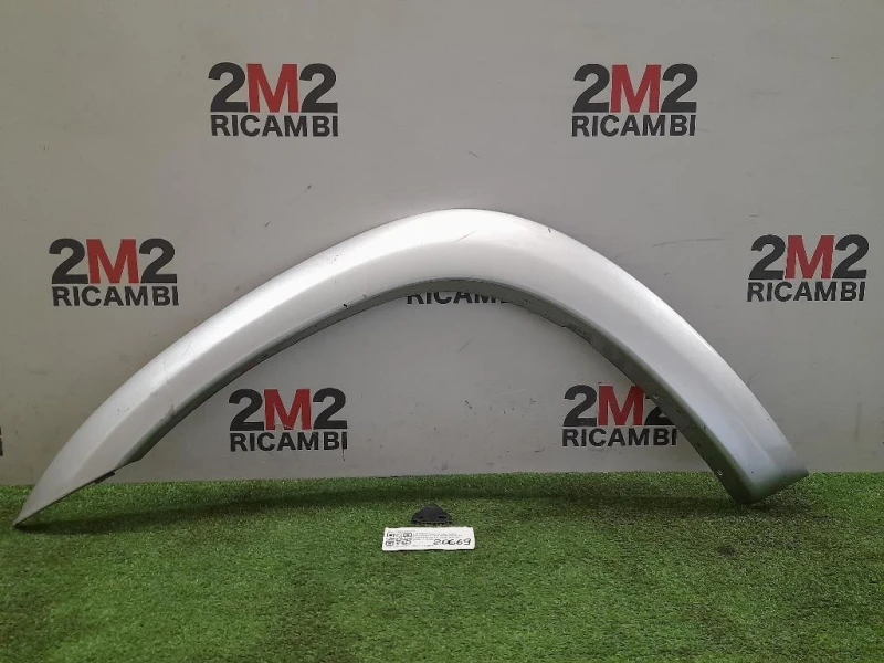Modanatura Paracolpi Passaruota ANT SX 7561242070 Toyota RAV 4 II 2000