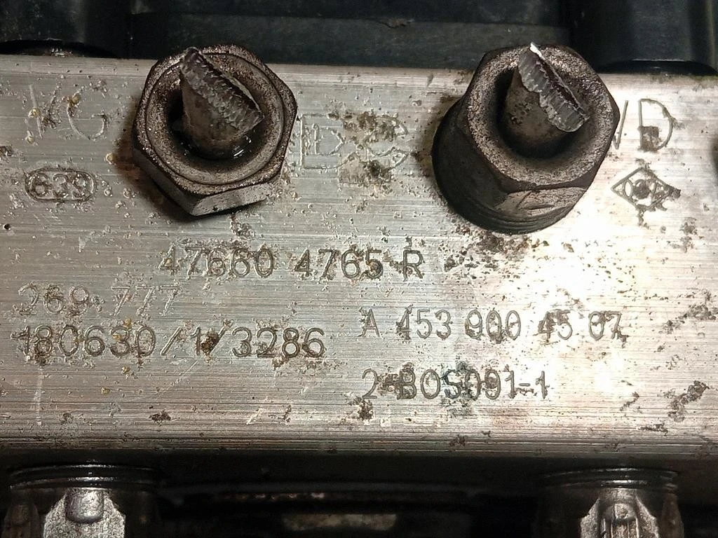 Pompa ABS ANT 476604765R Smart Forfour 453 2015