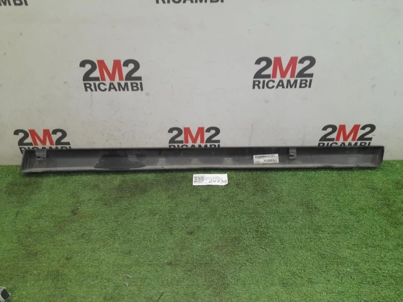 Modanatura Paracolpi Porta ANT SX 39885578 Volvo V70 III 2008