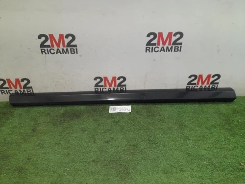 Modanatura Paracolpi Porta ANT SX 39885578 Volvo V70 III 2008