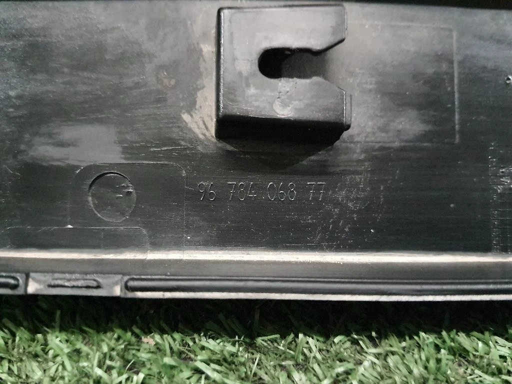 Modanatura Paracolpi Porta POST DX 9678406877 Peugeot 2008 I 2013