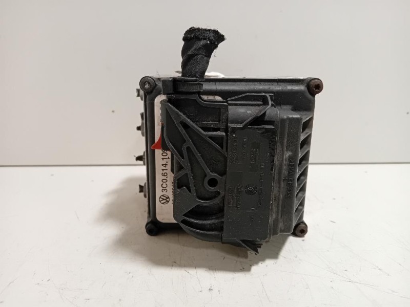 Pompa ABS ANT 3C0 614 109 AF Volkswagen Passat V 2005
