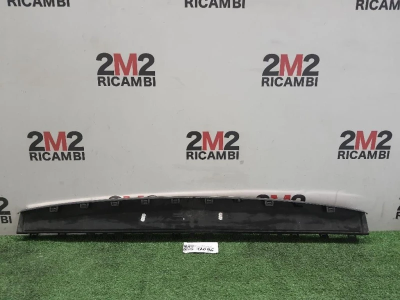 Modanatura Paraurti Centrale POST 735522277 Fiat 500L 2013