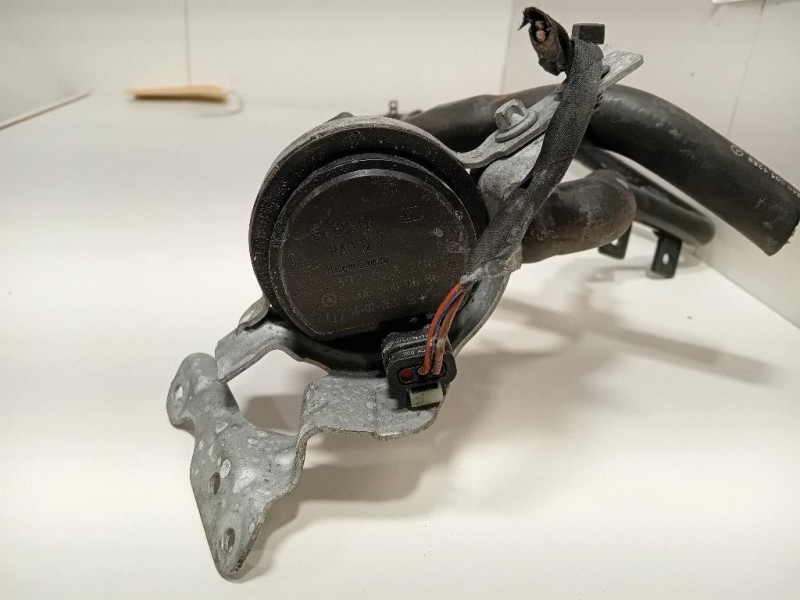 Pompa Acqua A2465011358 Mercedes Classe A W176 2013