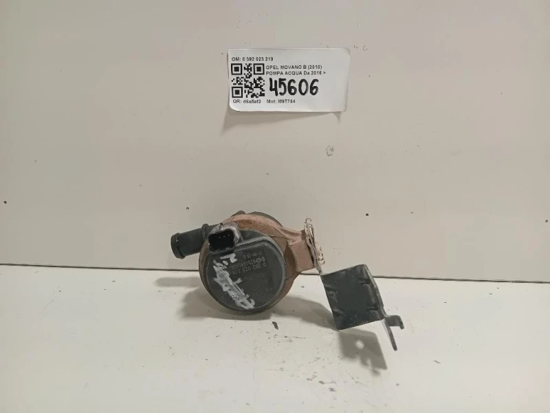 Pompa Acqua 0 392 023 219 Opel Movano B 2010