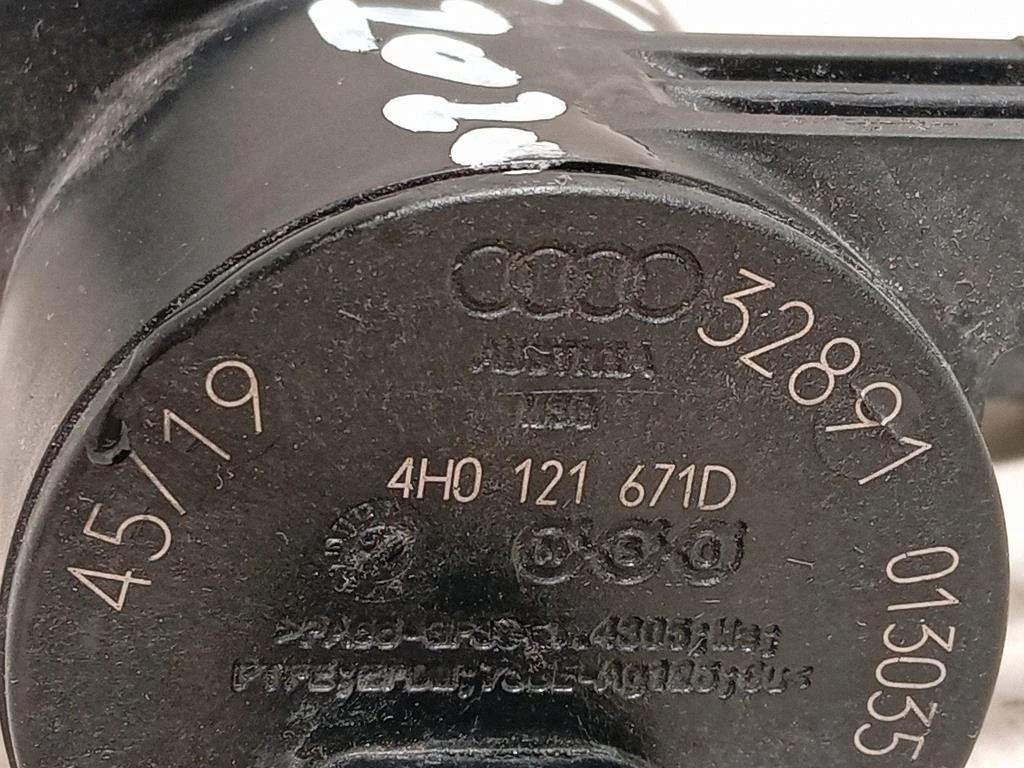 Pompa Acqua Riscaldatore Autonomo 4H0 121 671 D Audi A6 4a5c8 Avant 2018