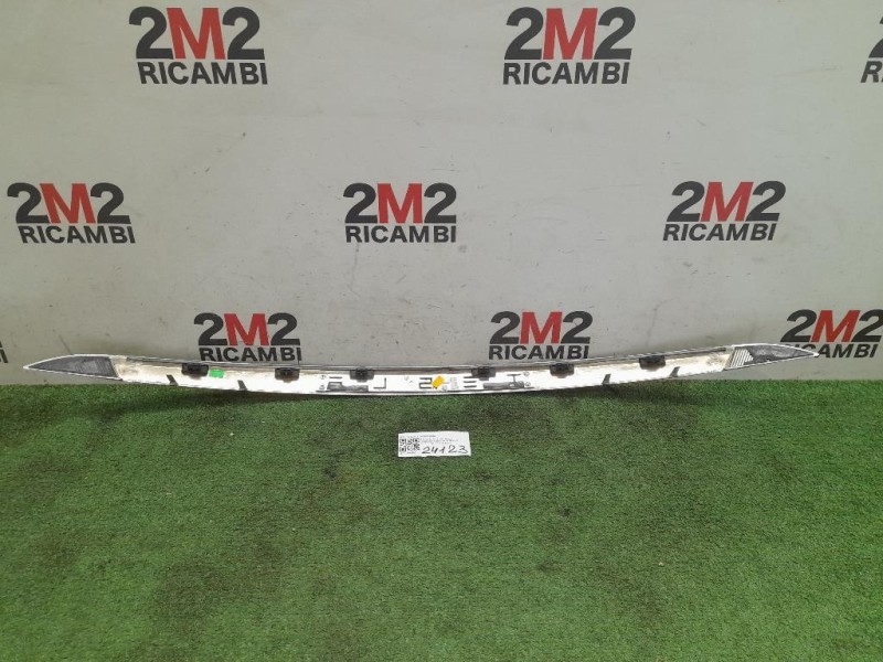 Modanatura Portello POST TESLA X 103536900D Tesla Model X 2015