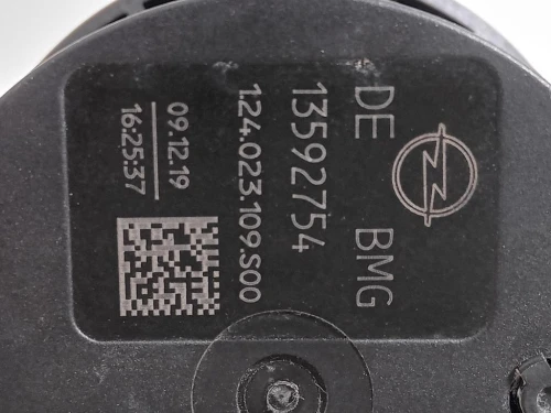 Pompa Acqua Supplementare 13592754 Opel Astra K 2019