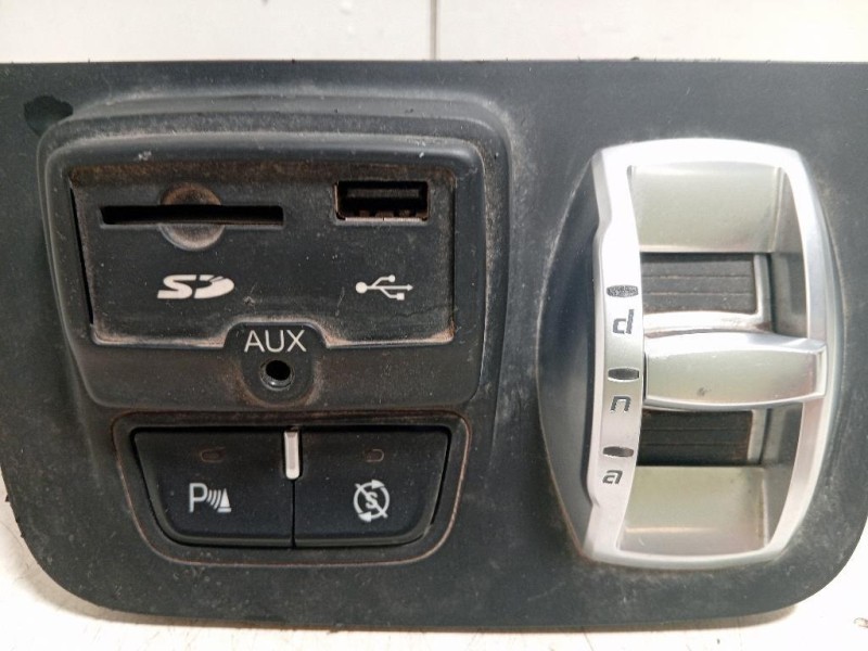 Modulo Comando Pulsante Start - STOP 156103046 Alfa Romeo Giulietta 2013