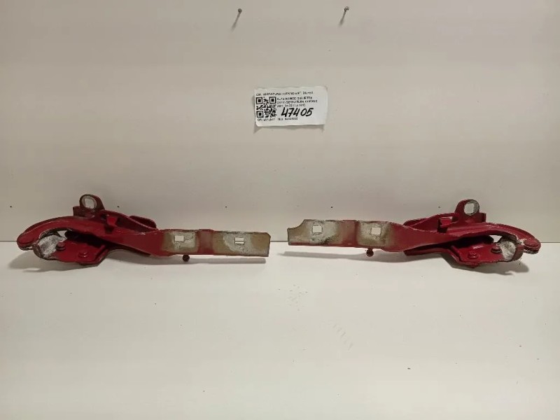 Cerniera Cofano ANT CERNIERA COFANO ANT DX+SX Alfa Romeo Giulietta 2010