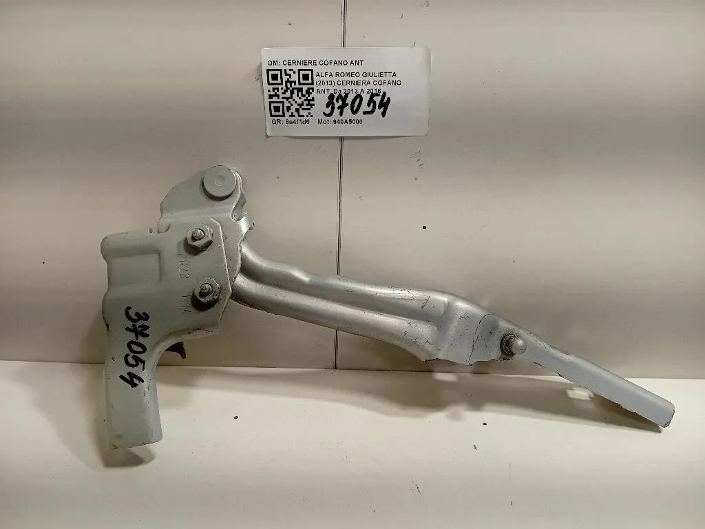 Cerniera Cofano ANT CERNIERE COFANO ANT Alfa Romeo Giulietta 2013