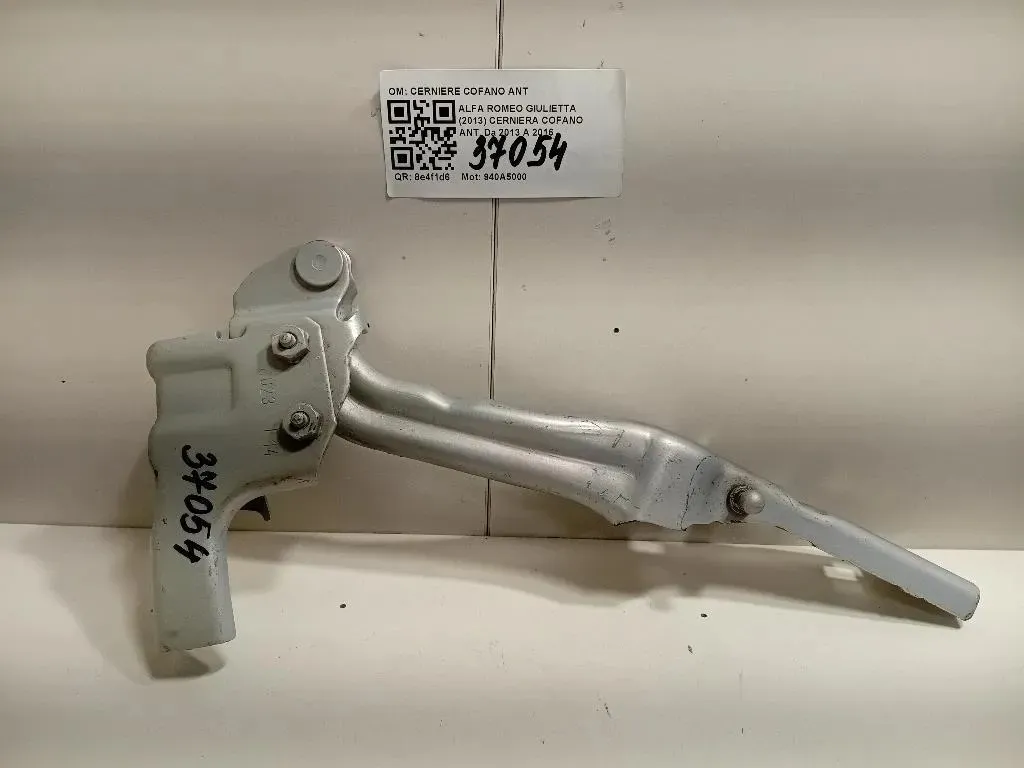 Cerniera Cofano ANT CERNIERE COFANO ANT Alfa Romeo Giulietta 2013