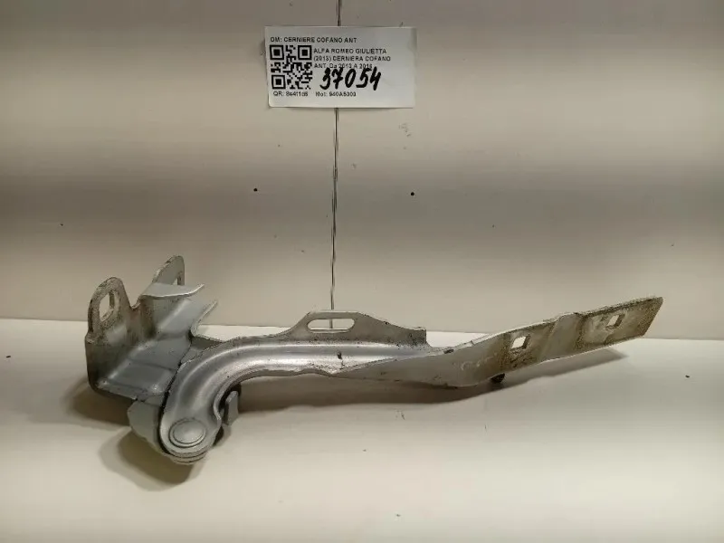 Cerniera Cofano ANT CERNIERE COFANO ANT Alfa Romeo Giulietta 2013