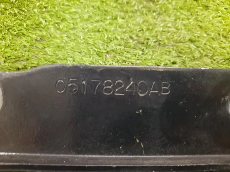 Cerniera Cofano ANT CERNIERA COFANO ANT DX + SX Dodge Journey 2009