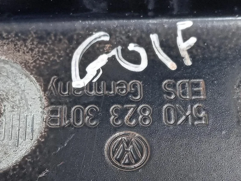 Cerniera Cofano ANT 5K0 823 301B DX+SX Volkswagen GOLF VI 2009