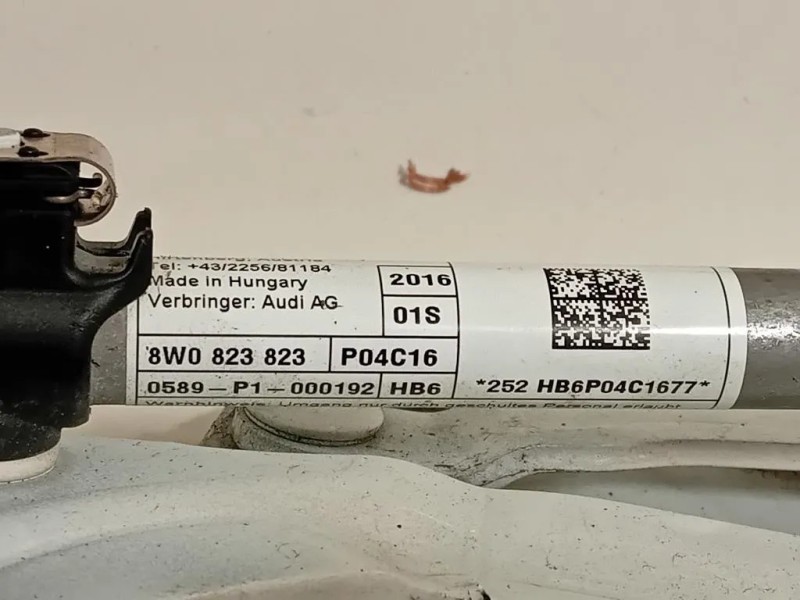 Cerniera Cofano ANT DX 8W0 823 302 E Audi A4 8W5 Avant 2015