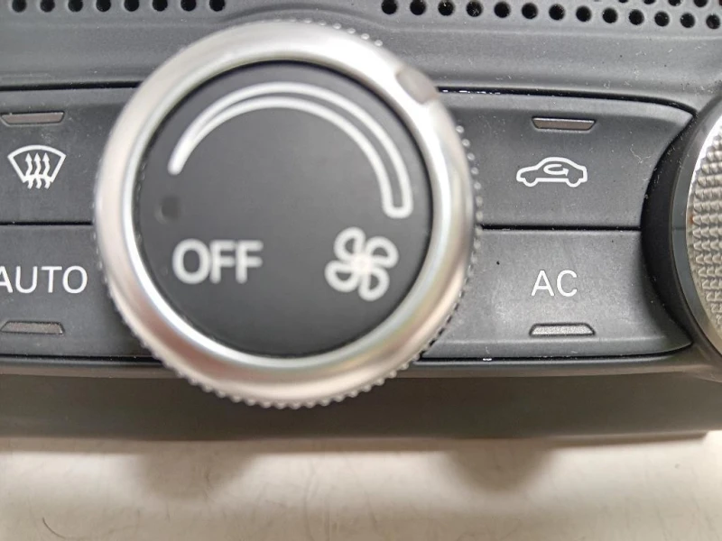 Modulo Comando Riscaldamento Clima 8X0820043B Audi A1 8XA Sportback 2012