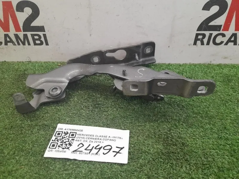 Cerniera Cofano ANT DX A1768800428 Mercedes Classe A W176 2015
