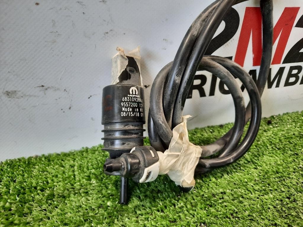 Pompa Tergicristalli K68310928AA Jeep Compass III 2017