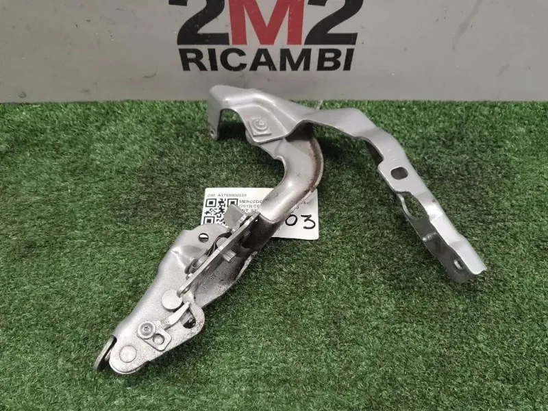 Cerniera Cofano ANT SX A1768800328 Mercedes Classe A W176 2013