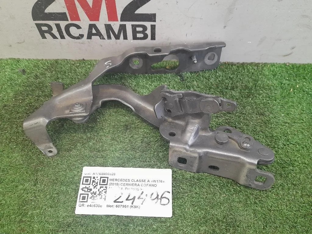 Cerniera Cofano ANT SX A1768800328 Mercedes Classe A W176 2015