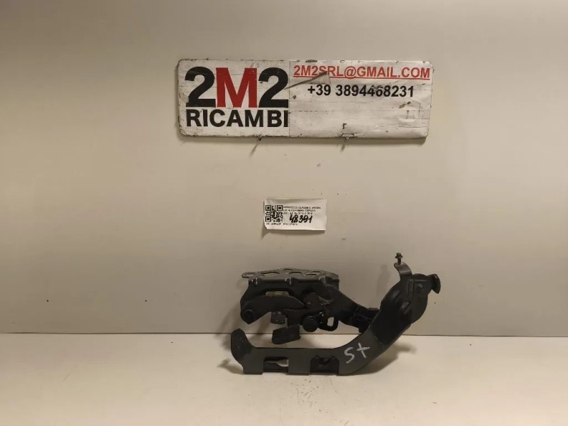 Cerniera Cofano ANT SX  Mercedes Classe C W205 2014