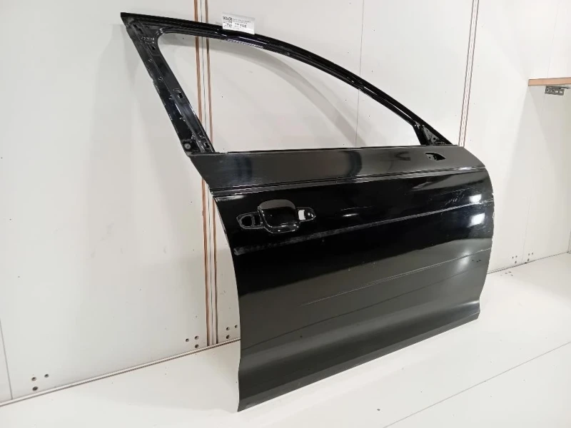 Porta ANT DX 8W0831052 Audi A4 8W5 Avant 2015