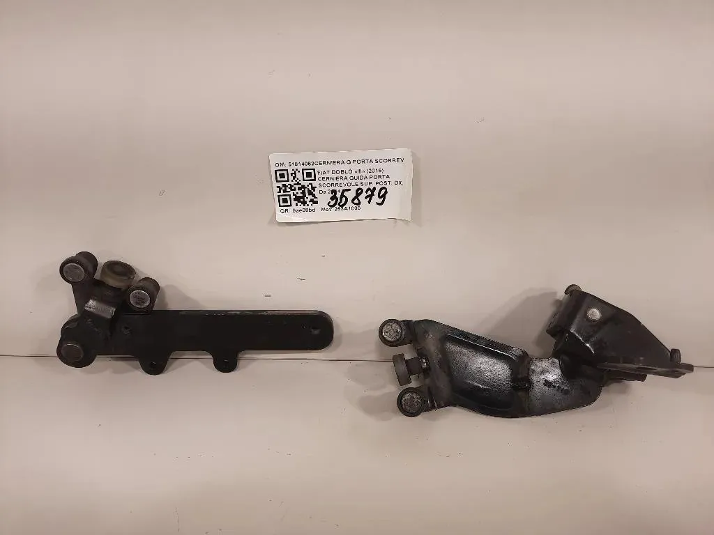 Cerniera Guida Porta Scorrevole SUP POST DX 51814082CERNIERA G PORTA SCORREVOLE POST DX+SX Fiat Doblò III 2015