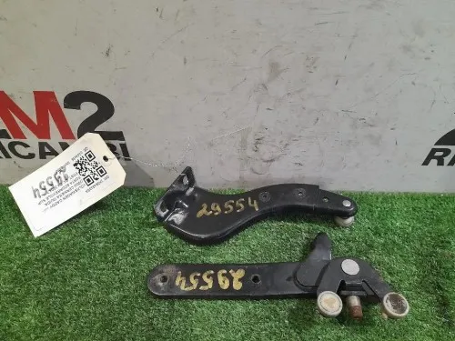 Cerniera Guida Porta Scorrevole SUP POST DX 2K0843436A Volkswagen Caddy III 2004