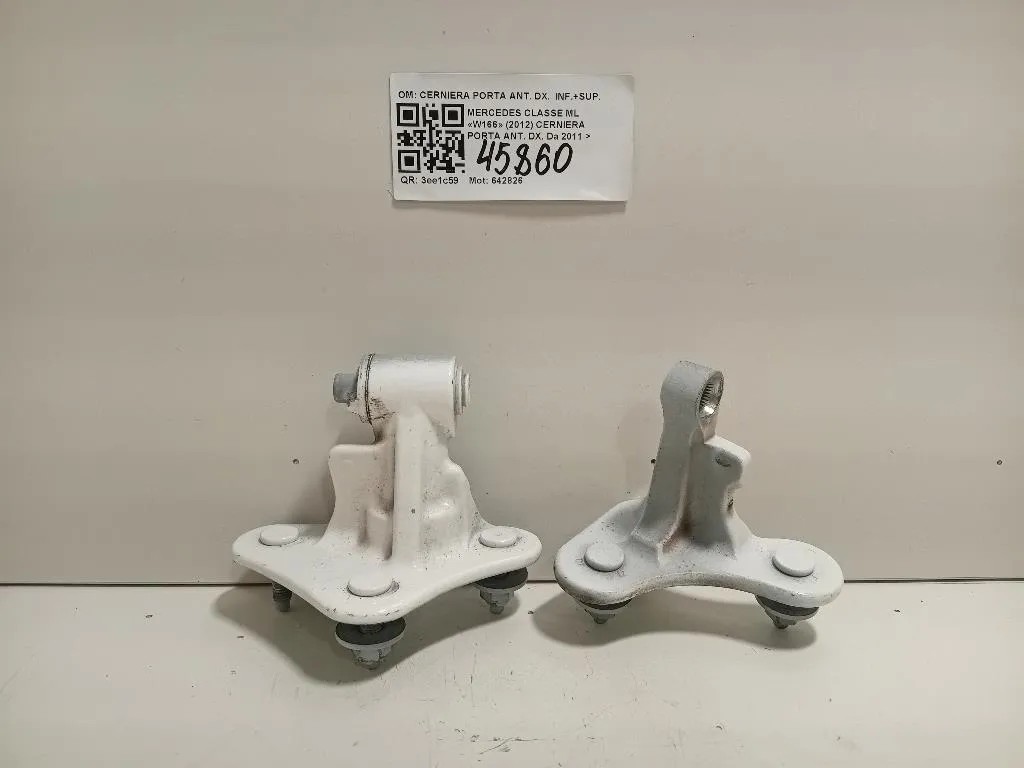 Cerniera Porta ANT DX CERNIERA PORTA ANT DX INF+SUP Mercedes Classe ML W166 2012