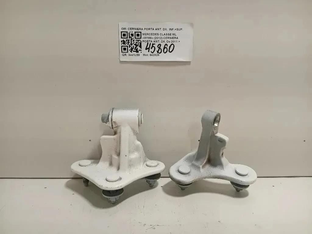 Cerniera Porta ANT DX CERNIERA PORTA ANT DX INF+SUP Mercedes Classe ML W166 2012