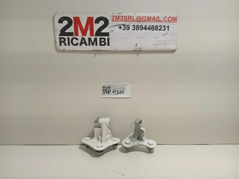 Cerniera Porta ANT DX CERNIERA PORTA ANT DX INF+SUP Mercedes Classe ML W166 2012