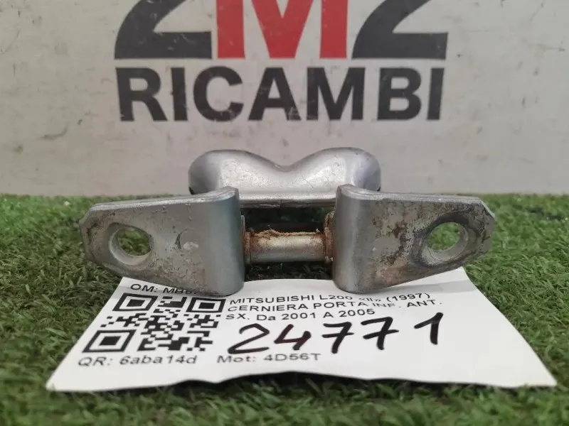 Cerniera Porta INF ANT SX MB574273 ANT SX Mitsubishi L200 II 1997