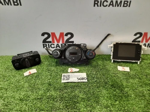 Modulo Comando Riscaldamento Clima 8A6T18C612 PULSANTIERA AC CENTRALINA Ford Fiesta VI 2012