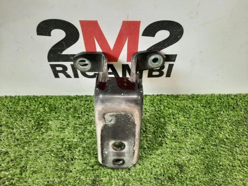 Cerniera Porta INF ANT SX 6931063J00000 Suzuki Splash 2008