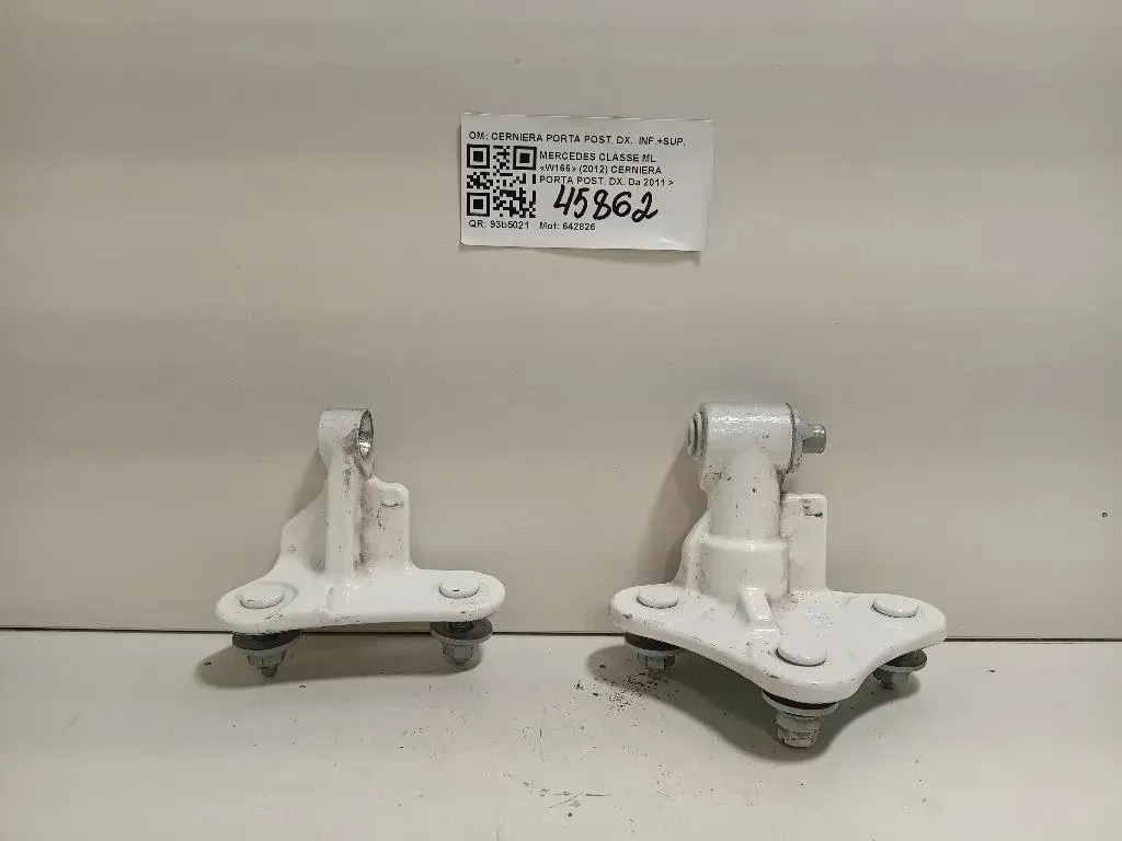 Cerniera Porta POST DX CERNIERA PORTA POST DX INF+SUP Mercedes Classe ML W166 2012