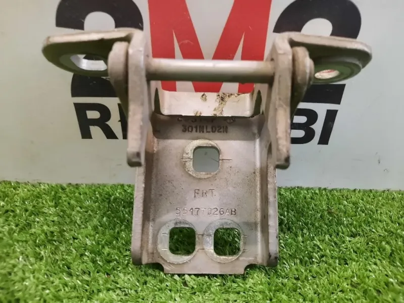 Cerniera Porta SUP ANT SX 55177026AC ANT Jeep Cherokee III 2002