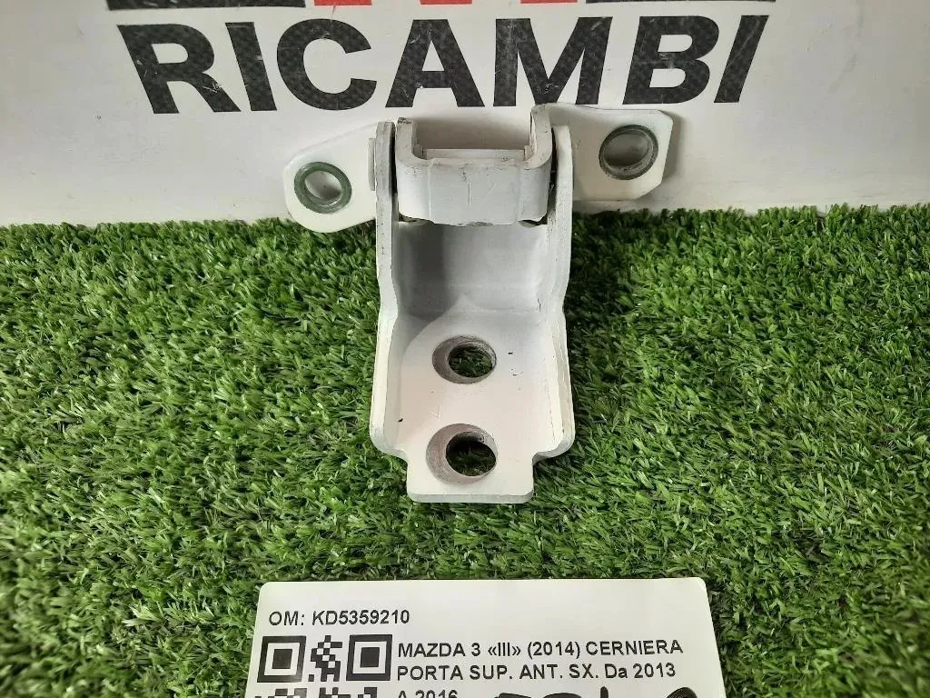 Cerniera Porta SUP ANT SX KD5359210 ANT SX Mazda 3 III 2014
