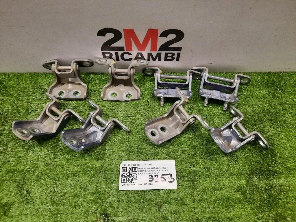 Cerniera Porta SUP ANT SX 824212F030 Nissan Qashqai I 2007
