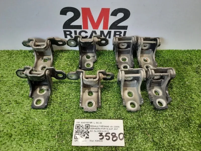 Cerniera Porta SUP ANT SX 804010019R Renault Mégane III 2009