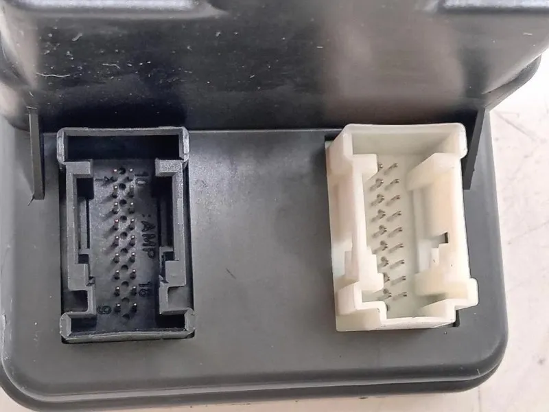 Chiusura Centralizzata Valvola PER Vuoto Daria 1708000848 CHIUSURA CENTRALIZZATA PORTA ANTIFURTO Mercedes Classe SLK R170 1997