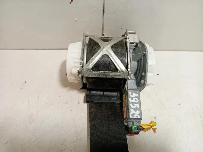 Cintura DI Sicurezza Sedile ANT DX 01561017500 Alfa Romeo Giulietta 2010