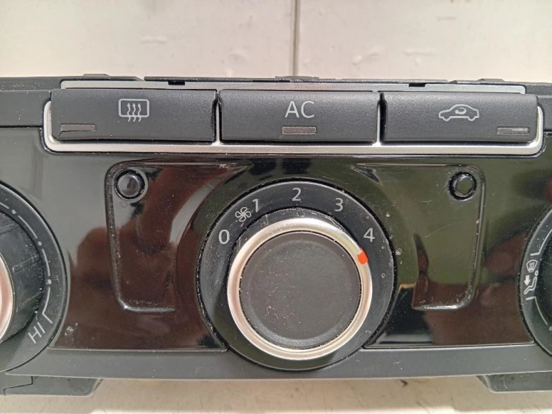 Modulo Comando Riscaldamento Clima 5HB 009 751-50 Volkswagen GOLF VI 2009