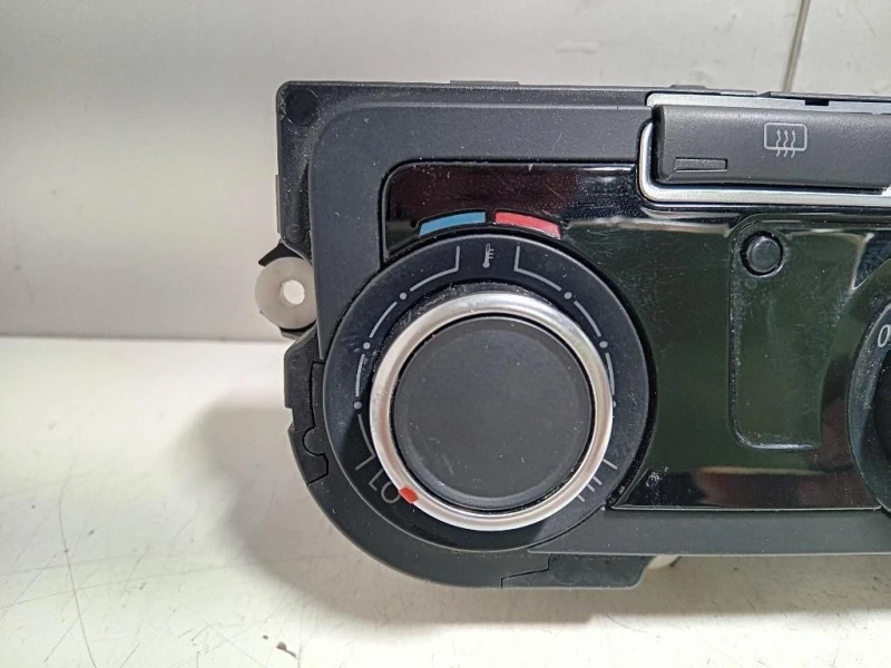 Modulo Comando Riscaldamento Clima 5HB 009 751-50 Volkswagen GOLF VI 2009