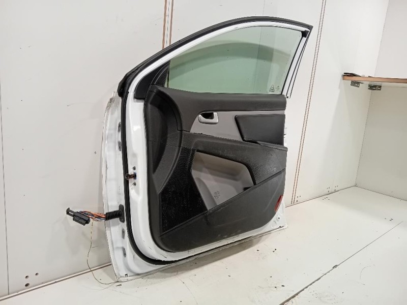 Porta ANT DX 760043W011 Kia Sportage III 2010