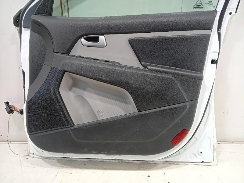 Porta ANT DX 760043W011 Kia Sportage III 2010