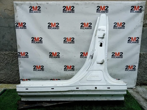 Montante Centrale SX MONTANTE CENTRALE SX Volvo V60 I 2013